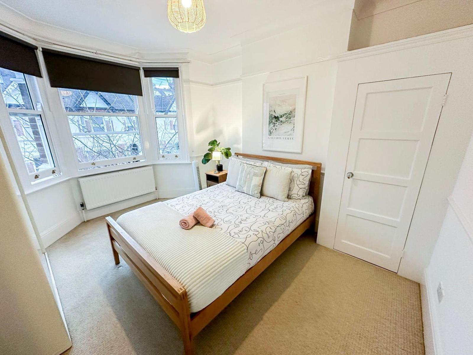 Lovely 3 Bedroom Maisonette With Private Roof Terrace In Hammersmith Londyn Zewnętrze zdjęcie