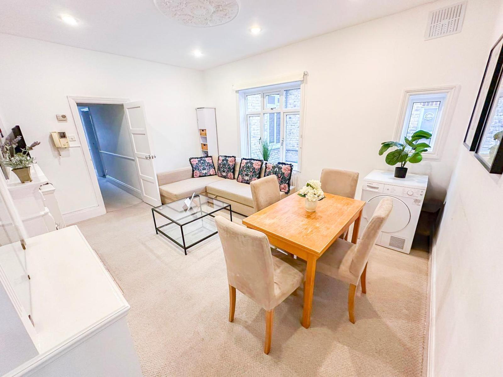 Lovely 3 Bedroom Maisonette With Private Roof Terrace In Hammersmith Londyn Zewnętrze zdjęcie