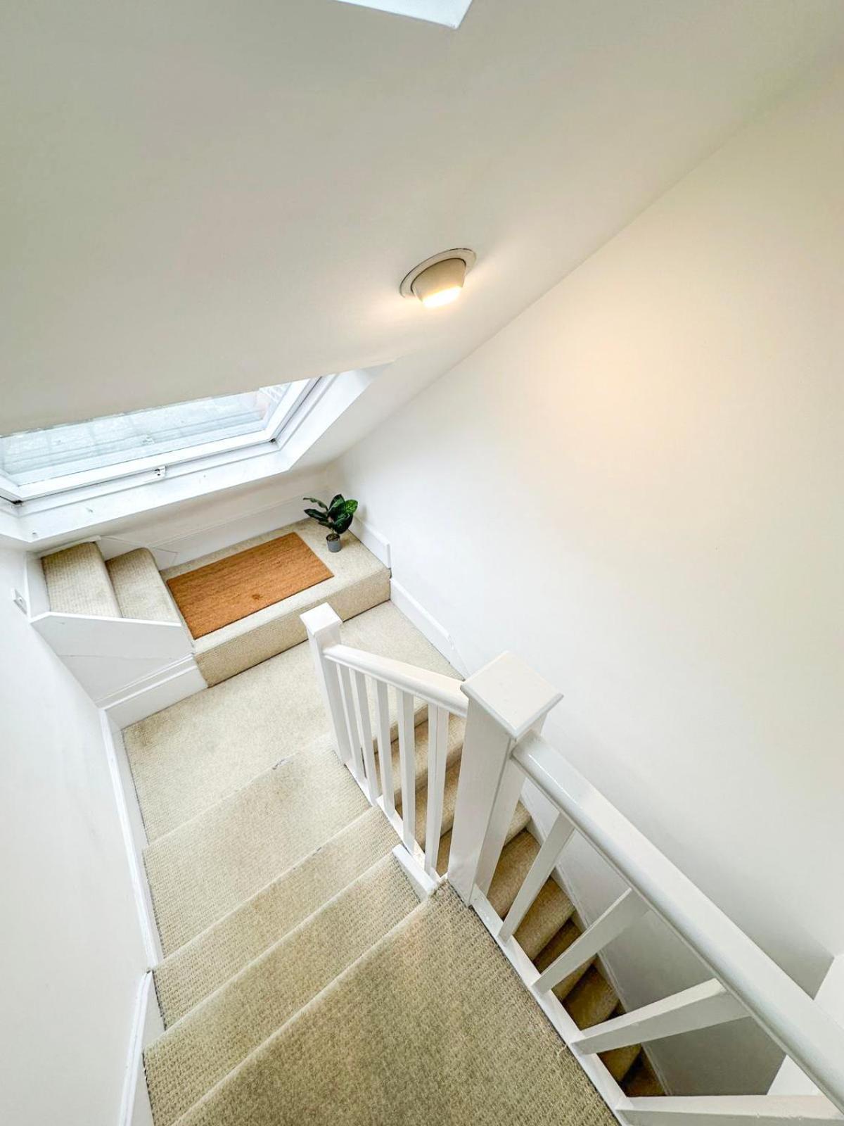 Lovely 3 Bedroom Maisonette With Private Roof Terrace In Hammersmith Londyn Zewnętrze zdjęcie